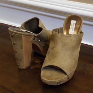 Simply Vera studded 5" inch platform slides